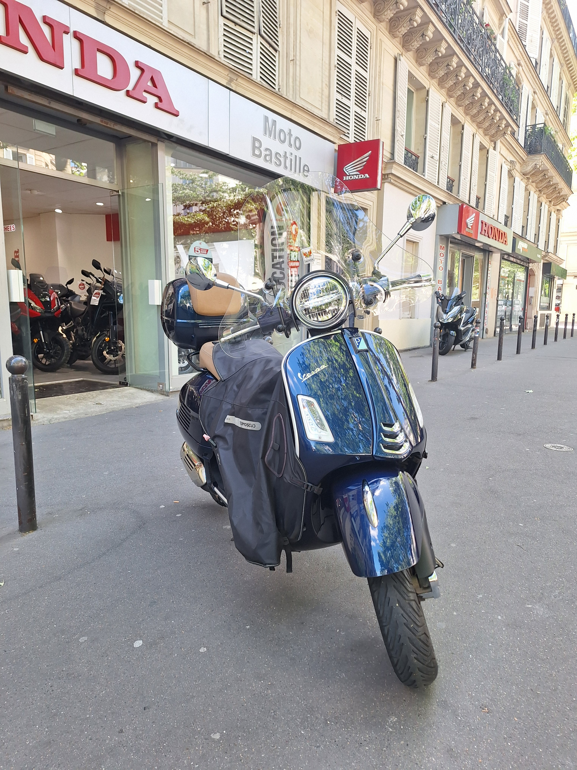 VESPA 125 GTS 125IE SUPER