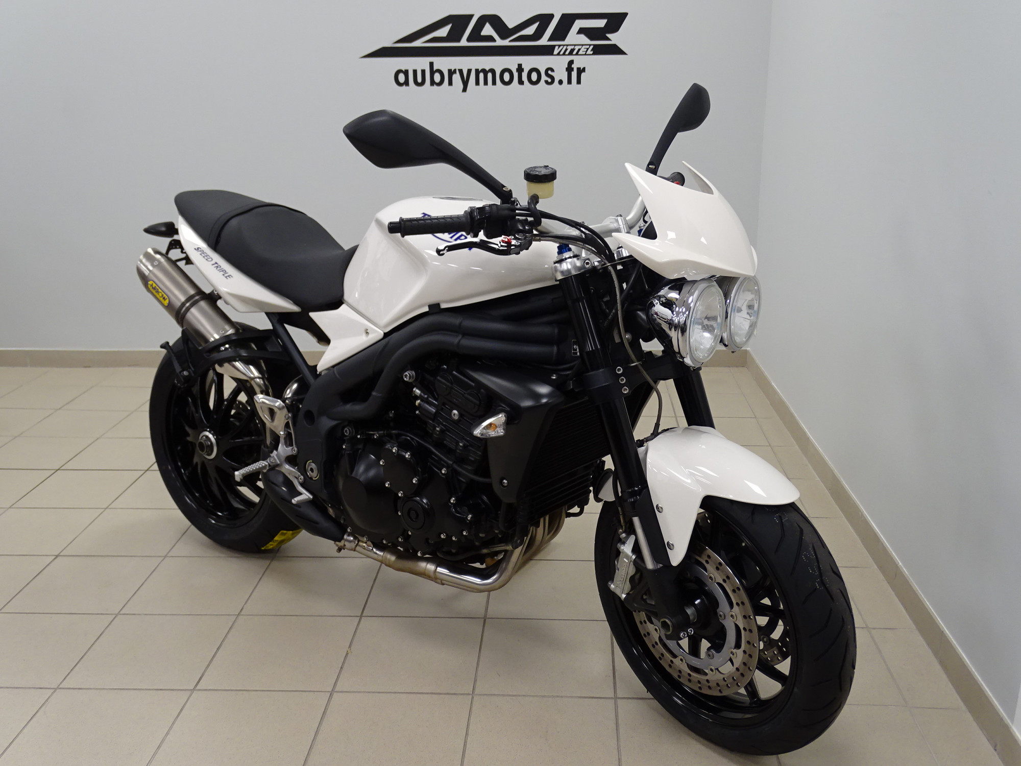 TRIUMPH 1050 SPEED TRIPLE 1050