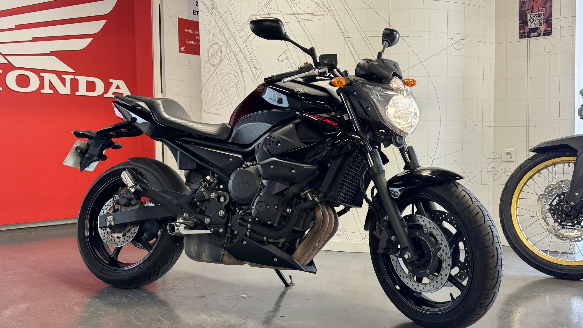 YAMAHA 600 XJ 600 DIVERSION