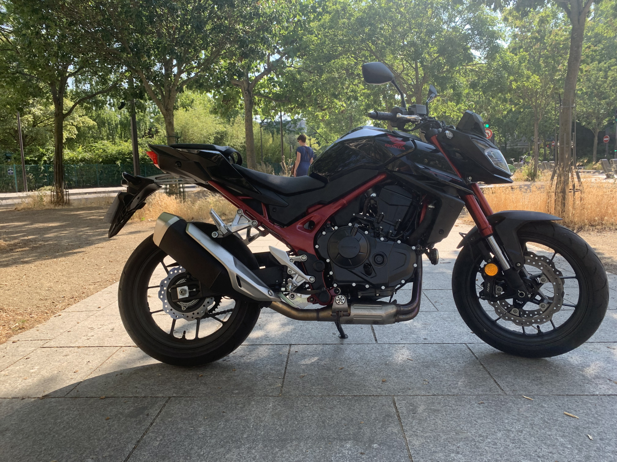 HONDA 750 HORNET