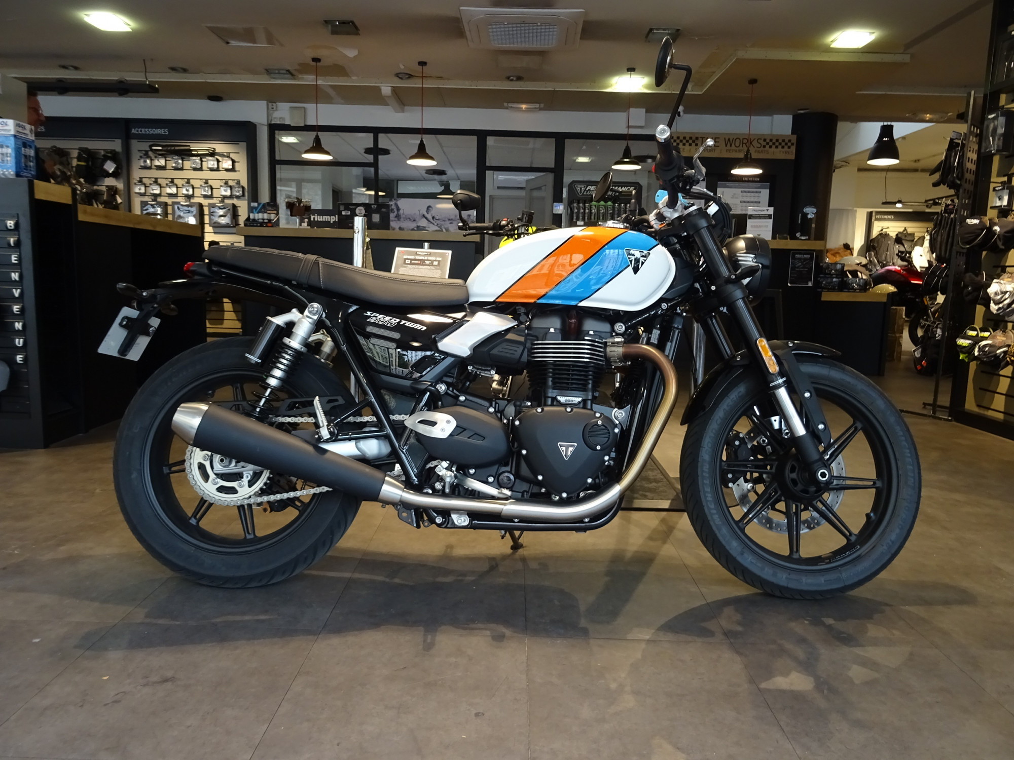 TRIUMPH 900 SPEED TWIN 900
