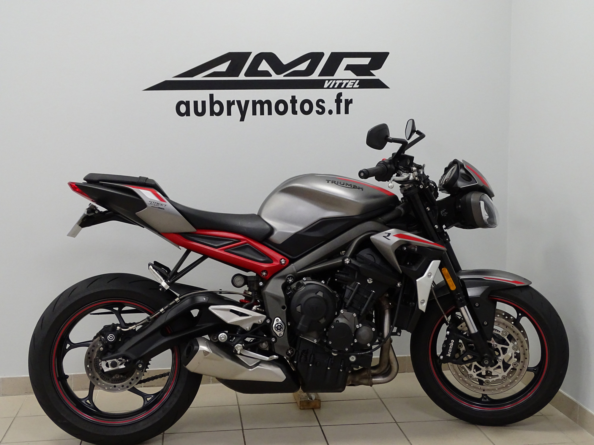 TRIUMPH 765 STREET TRIPLE 765 R