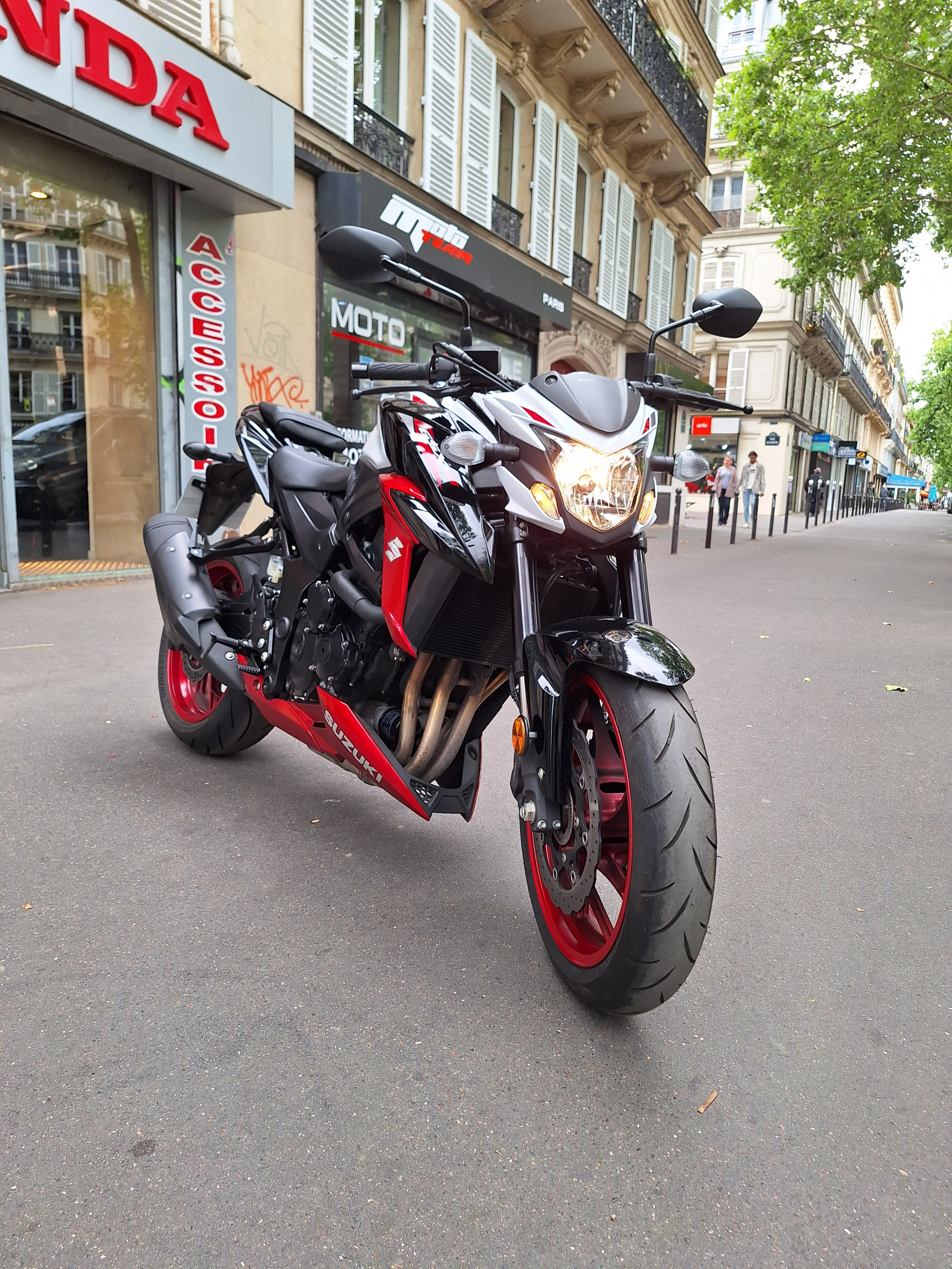 SUZUKI 750 GSX-S 750