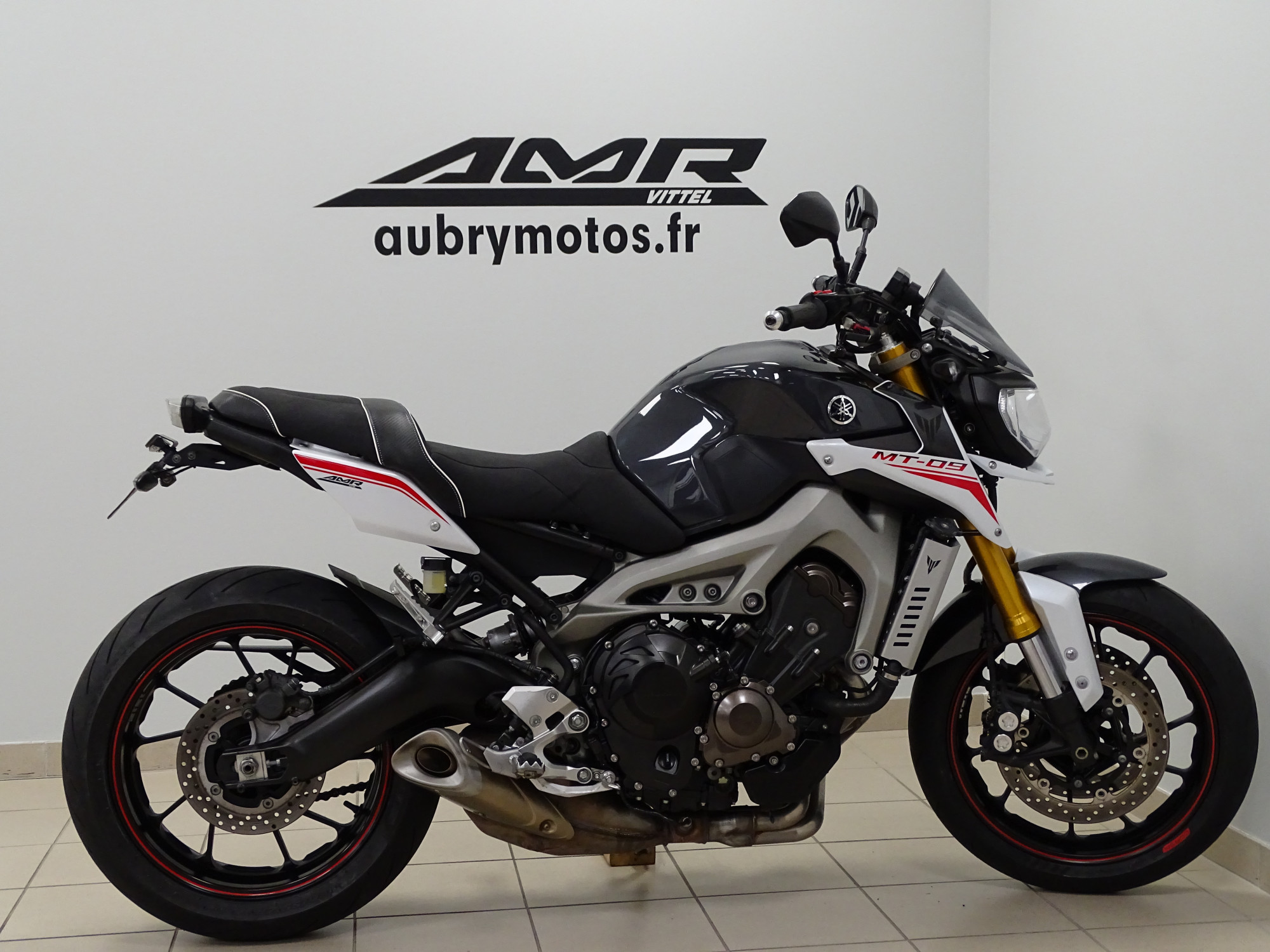 YAMAHA 850 MT-09