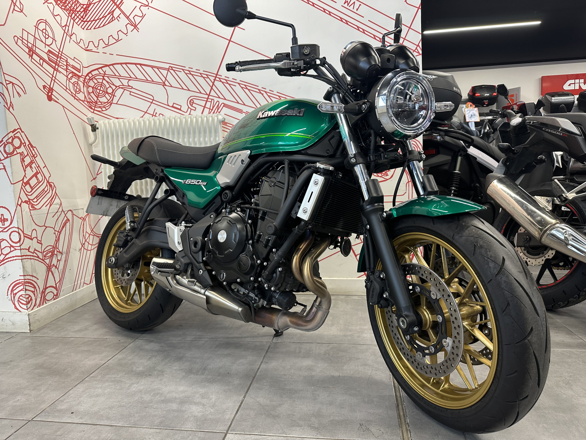 KAWASAKI 650 Z650 RS