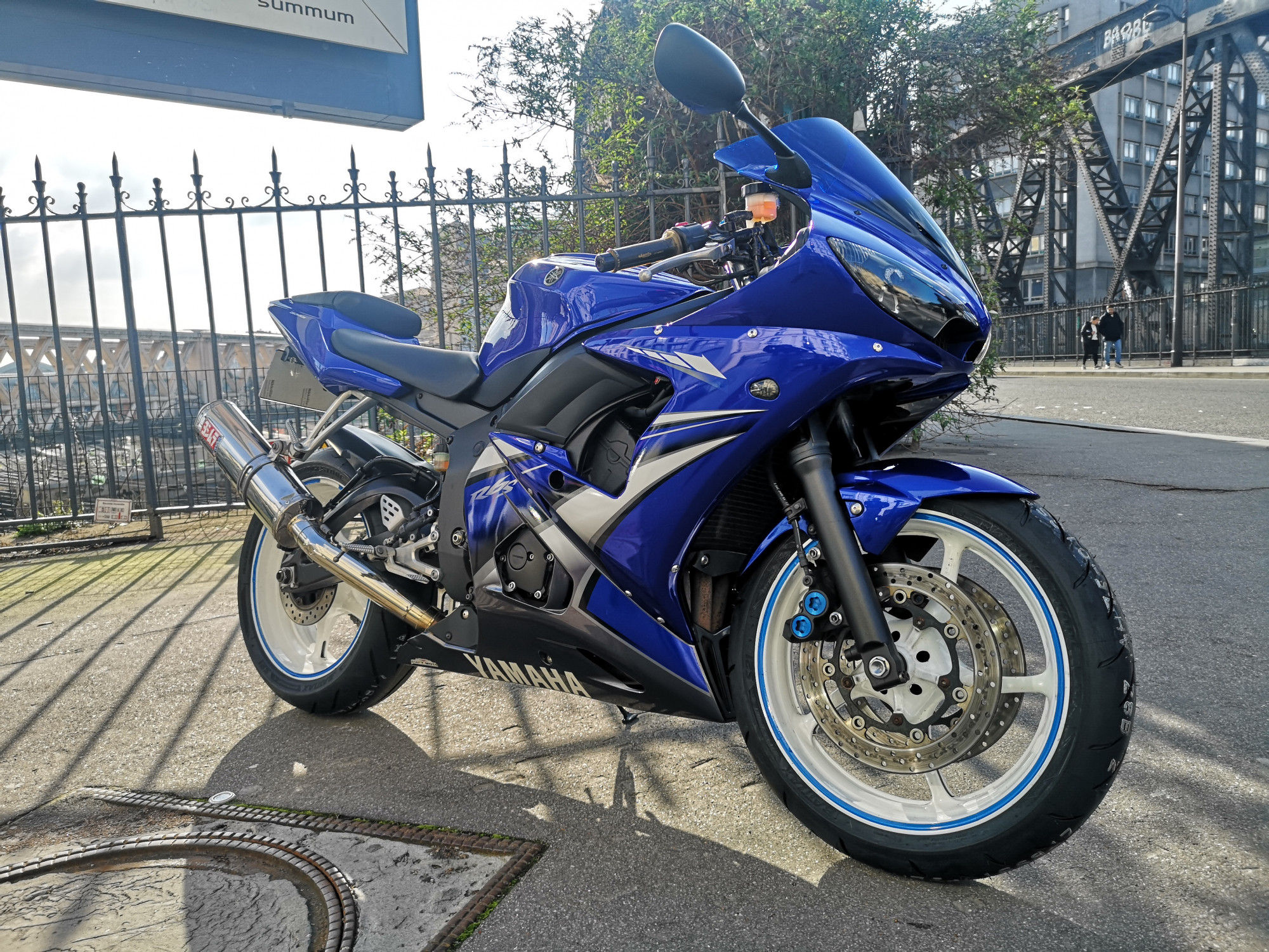 YAMAHA 600 YZF-R6