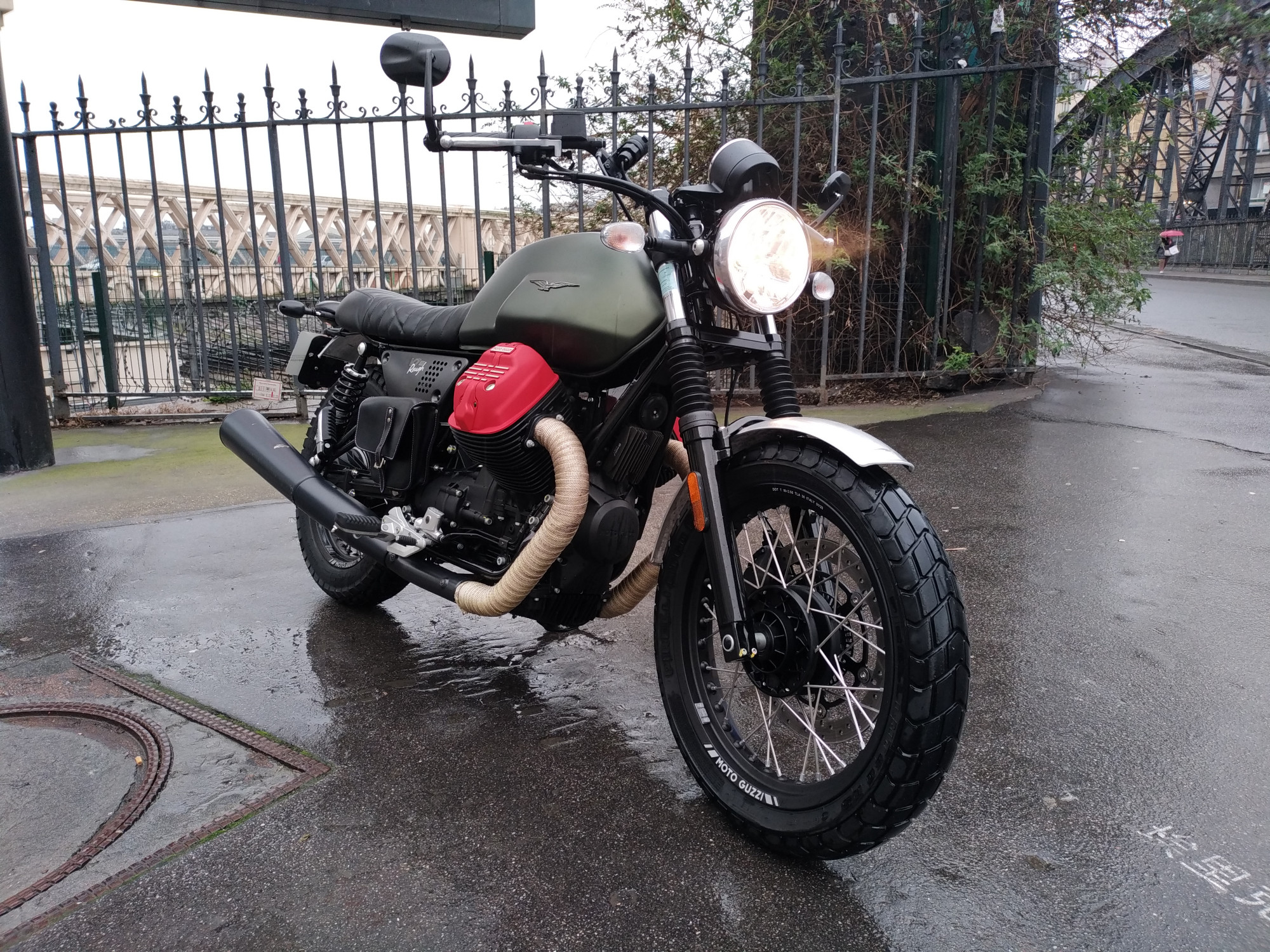 MOTO GUZZI 750 V7 III STONE 750