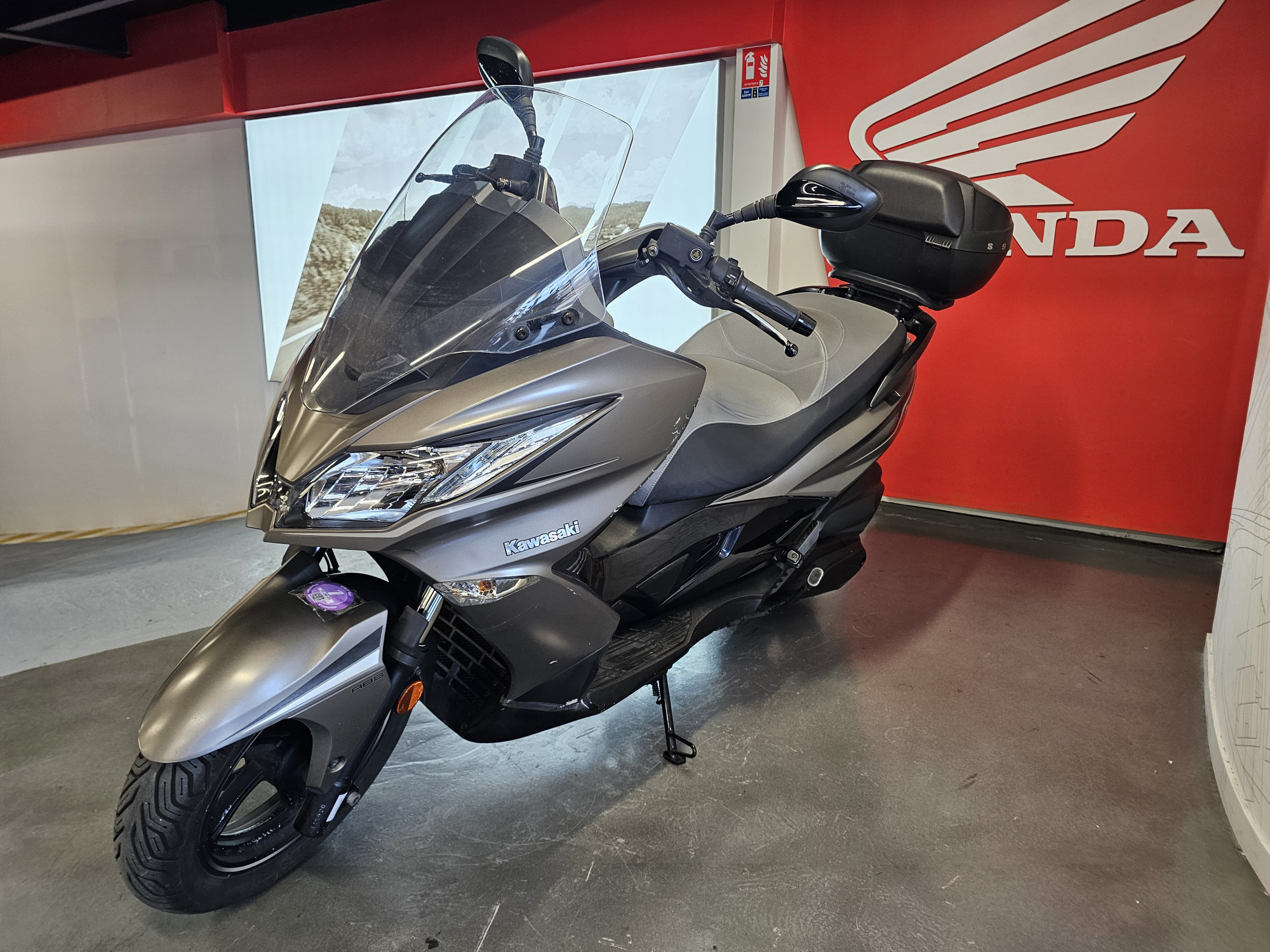 KAWASAKI 299 J300