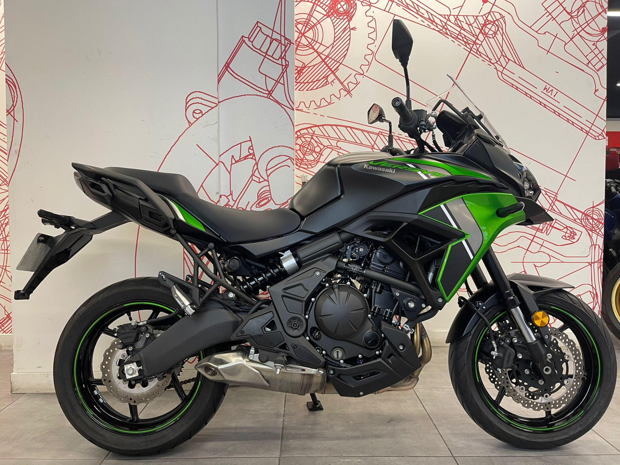 KAWASAKI 650 VERSYS 47.5CV