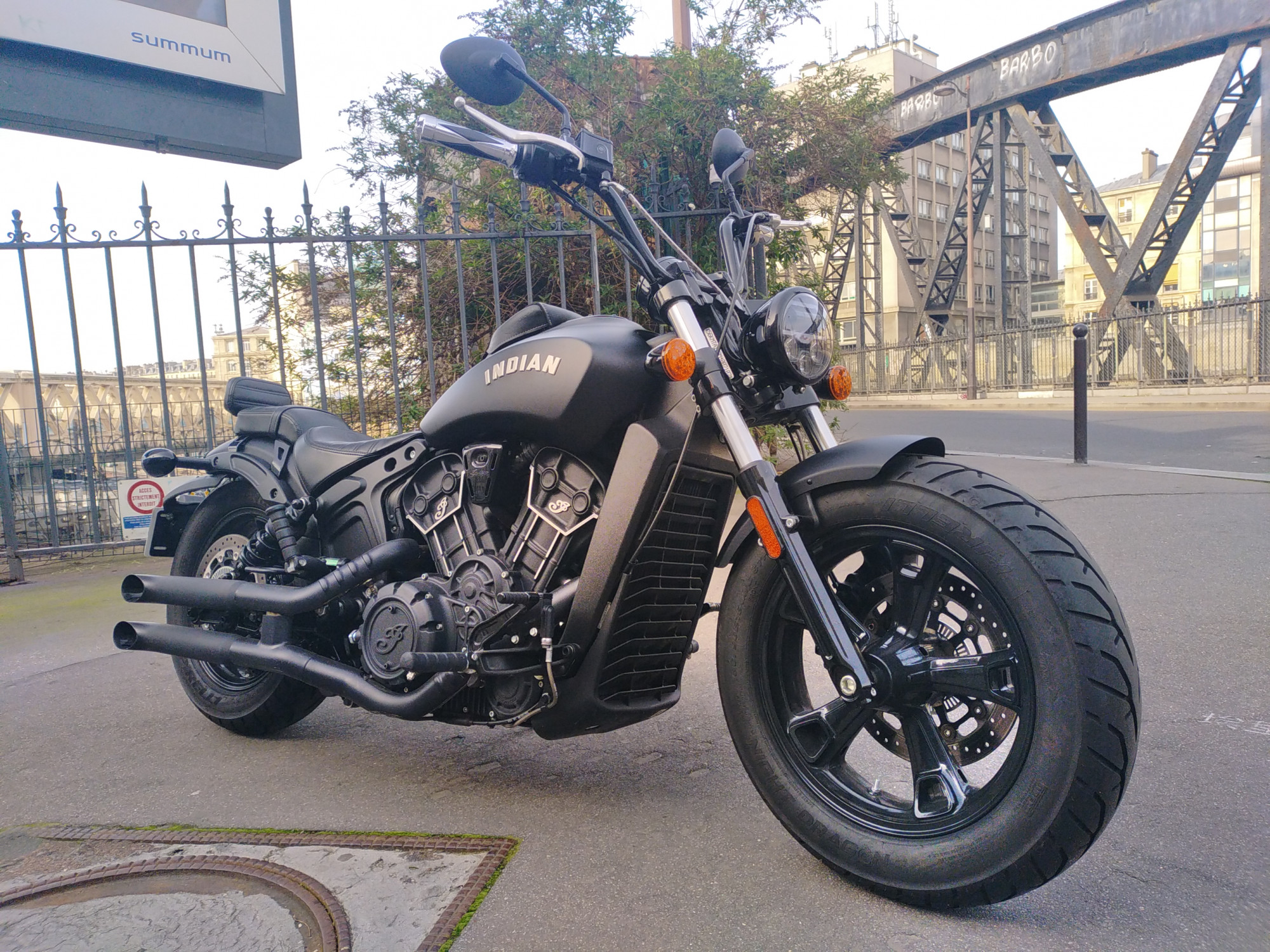 INDIAN 1000 SCOUT BOBBER SIXTY