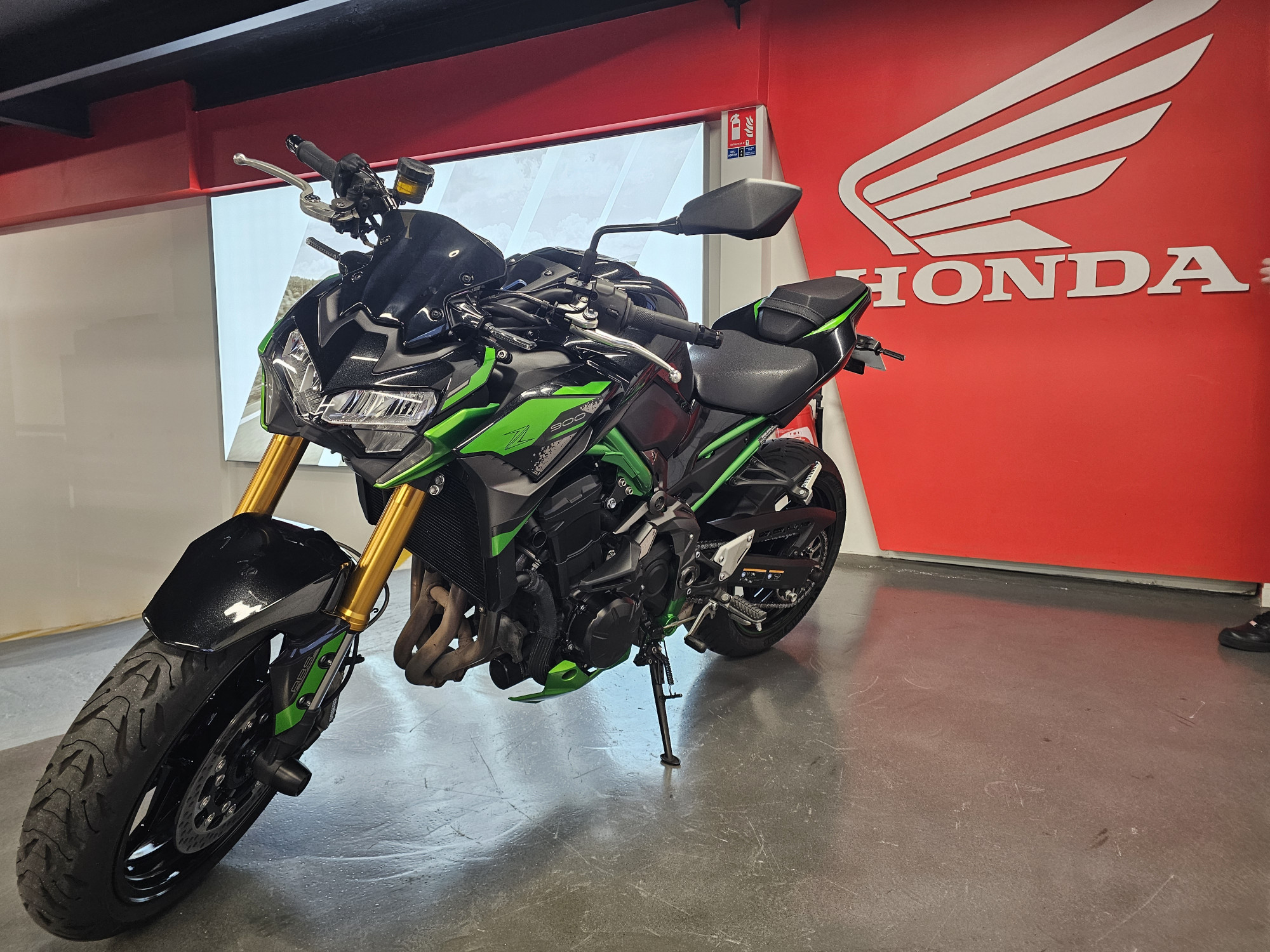 KAWASAKI 900 Z900 SE