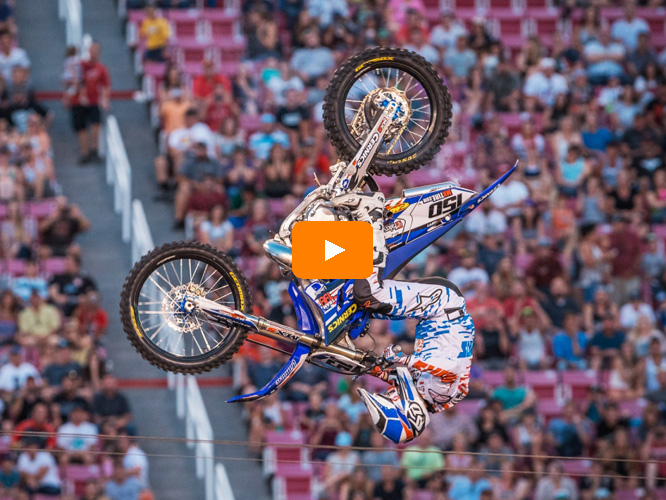 Vidéo moto FMX : le Double Front Flip de Gregg Duffy