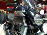 Ducati dévoile un nouveau Diavel Strada 2013 à Milan