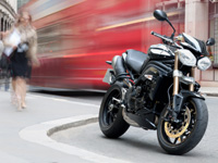 Les Triumph Speed Triple et Tiger 800 XC sur leur 31 !