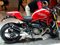 Nouveautés 2015 EICMA : Monster 821 et 1200S Stripe