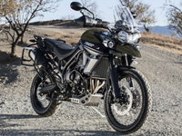 Nouvelles Triumph Tiger 800 XRT, Tiger 800 XCA et Street Triple A2