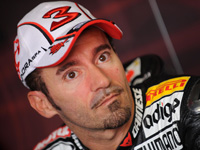 Biaggi rejoint Aprilia pour deux ans