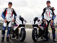 Les deux BMW officielles tournent dans leur coin...