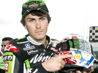 A la rencontre de Loris Baz, pilote WSBK 2012