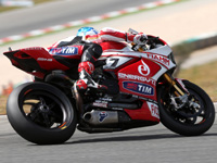 WSBK Imola : La Ducati 1199 Panigale roulera débridée