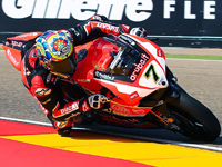 WSBK Espagne (2) : Davies gagne avec la Panigale !