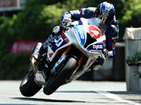 TT2016 : coup double pour Hutchinson en SSP et STK