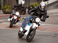 Les motos électriques Zero S et DS accessibles avec le permis voiture