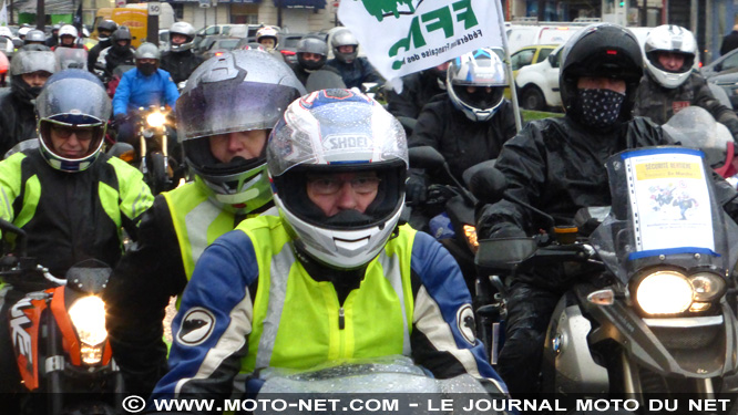 La FFMC ne participera pas officiellement aux blocages du 17 novembre avec les Gilets jaunes