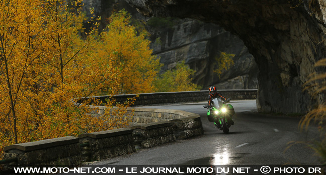 Essai Kawasaki Z1000SX 2017 : une ''super bike'' pour la route Essai Kawasaki Z1000SX 2017 : une ''super bike'' pour la route