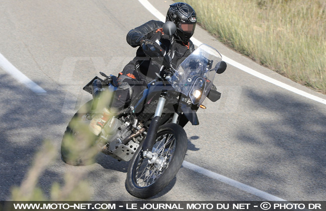 390 et 790 Adventure : des KTM pour tout le monde... entier