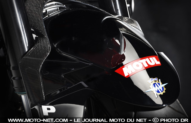 MV Agusta Turismo Veloce RC : première classe italienne