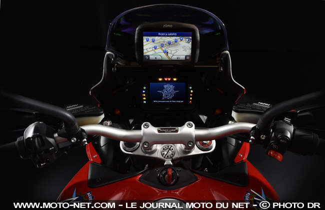 MV Agusta Turismo Veloce RC : première classe italienne