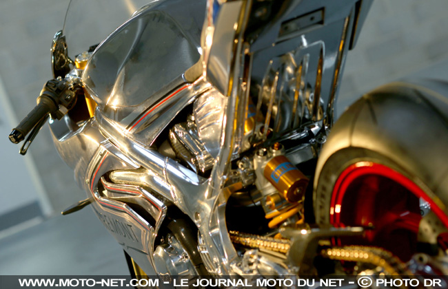  Norton V4 RR : la 