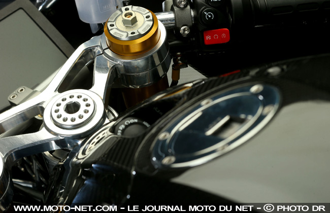  Norton V4 RR : la 