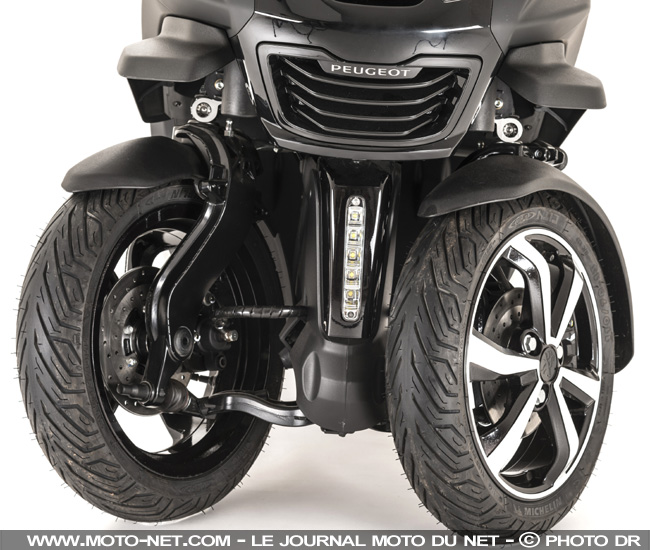 Scooters Peugeot 2017 : nouveau Metropolis 400 ABS TCS et inédit Belville 125