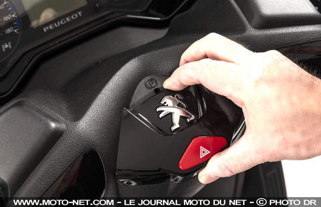 Scooters Peugeot 2017 : nouveau Metropolis 400 ABS TCS et inédit Belville 125
