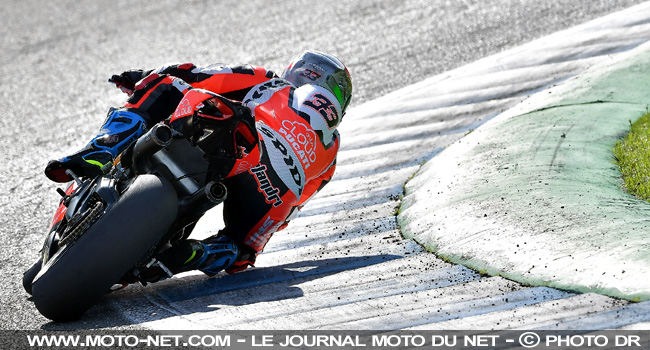 WSBK 2017 : Melandri sur le banc de touche...