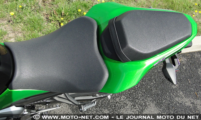  Duel Z900 Vs Street Triple S : un combat, deux chefs