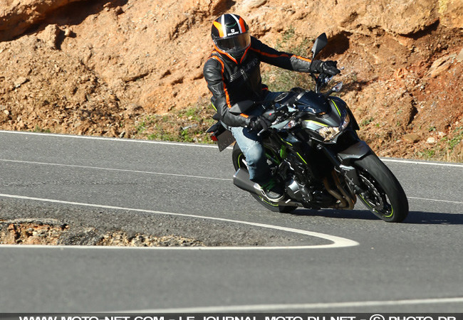 Essai Z900 : le roadster Kawasaki tout neuf, sans aides Essai Z900 : le roadster Kawasaki tout neuf, sans aides