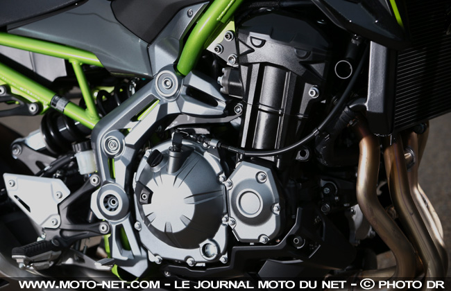 Essai Z900 : le roadster Kawasaki tout neuf, sans aides Essai Z900 : le roadster Kawasaki tout neuf, sans aides