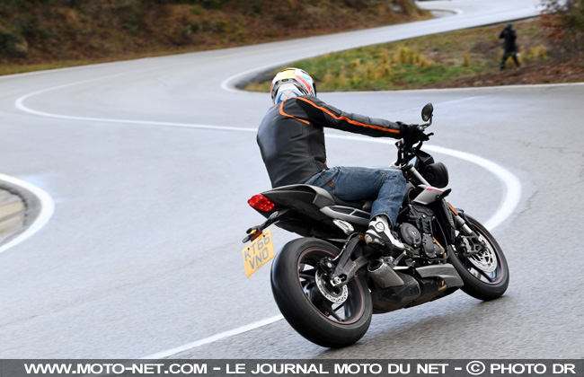 Essai Street Triple 765 RS : le roadster super sport de Triumph