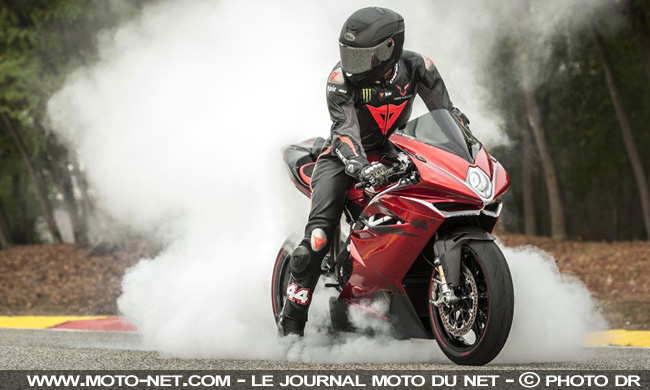 [Vidéo] MV Agusta et Lewis Hamilton remettent ça, avec la F4 LH44
