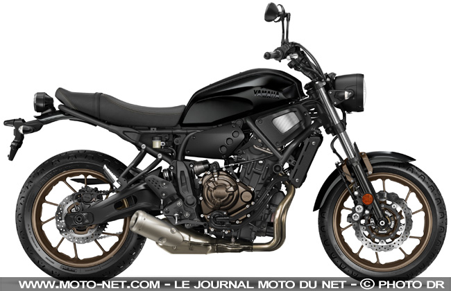 Nouveaux coloris 2017 dans la gamme motos Yamaha 