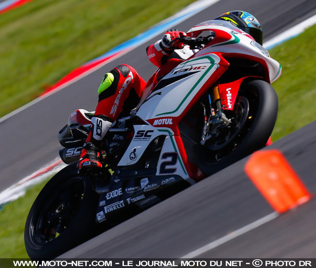 WSBK Allemagne (1) : Davies implacable, vainqueur à l'usure...