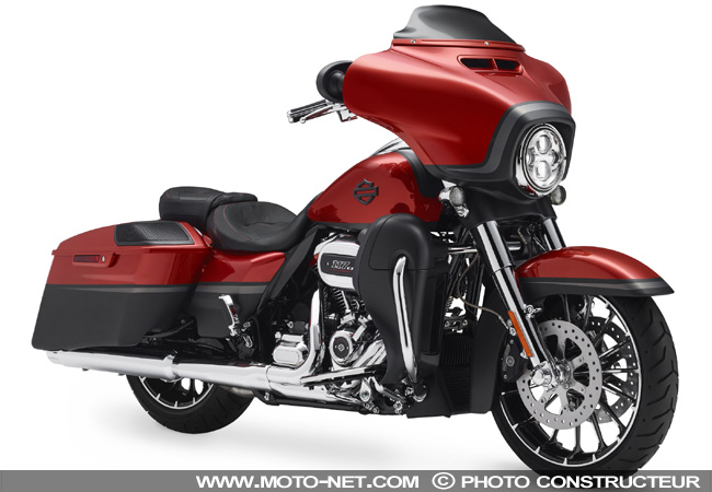  Harley Davidson Touring 2018 : CVO tout feu tout flamme ou Special sombre