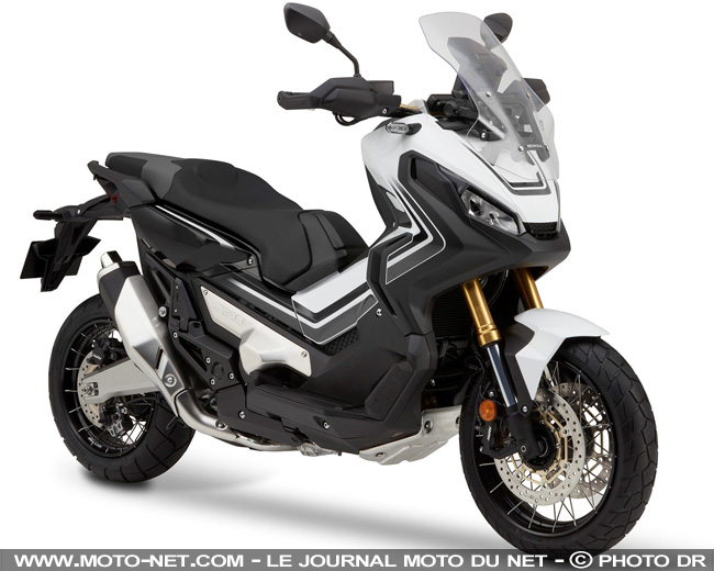 Honda X-ADV 2018 : Point G, antipatinage HSTC et version A2...