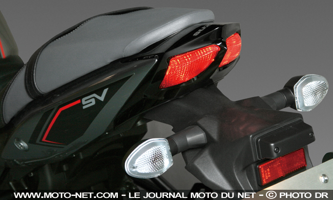  Suzuki SV650X 2018 : premières informations sur le Café Racer