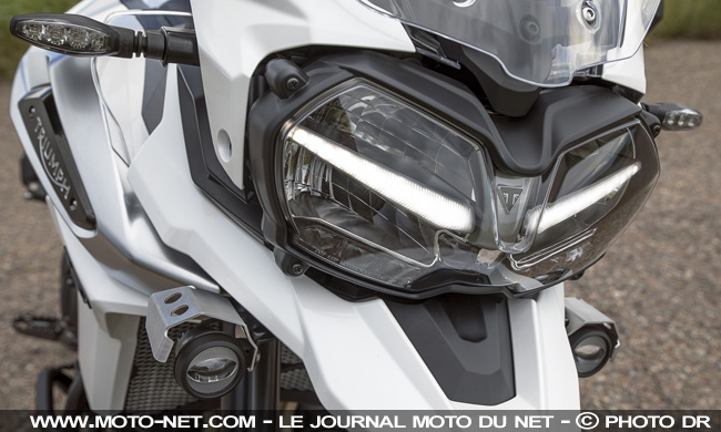  Nouveautés Triumph Tiger 1200 XR et XC 2018 : machines à voyager longtemps