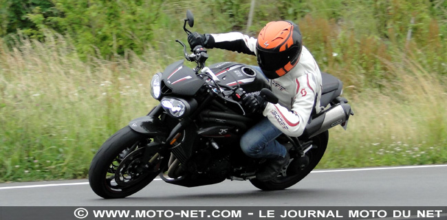 Duel Honda CB1000R 2018 Vs Triumph Speed Triple RS : duo chic pour duel de choc