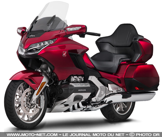 Duel K1600GTL Vs GoldWing 2018 : la croisière s'affronte... 